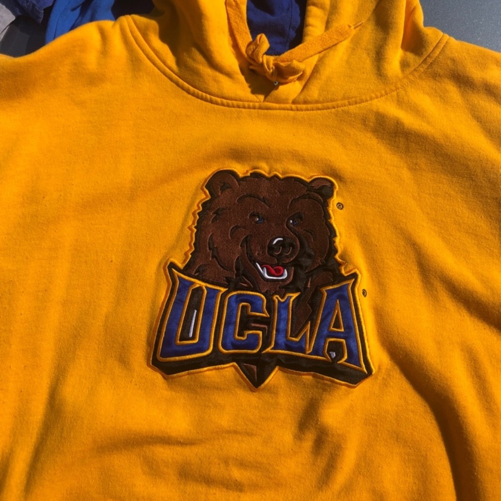 Heavy Embroidered UCLA Bruins Hoodie XXL